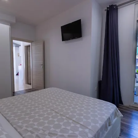 Apartment Dora Podstrana
